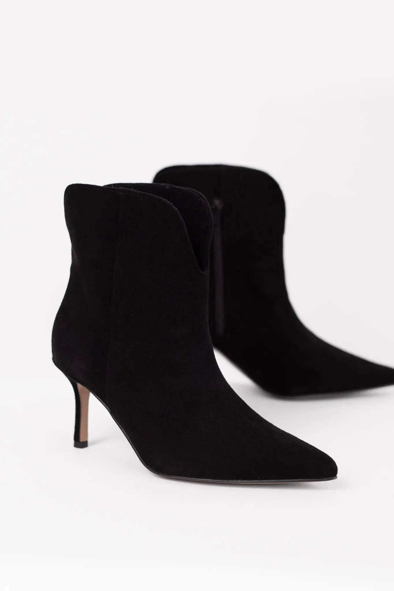 VITA BLACK