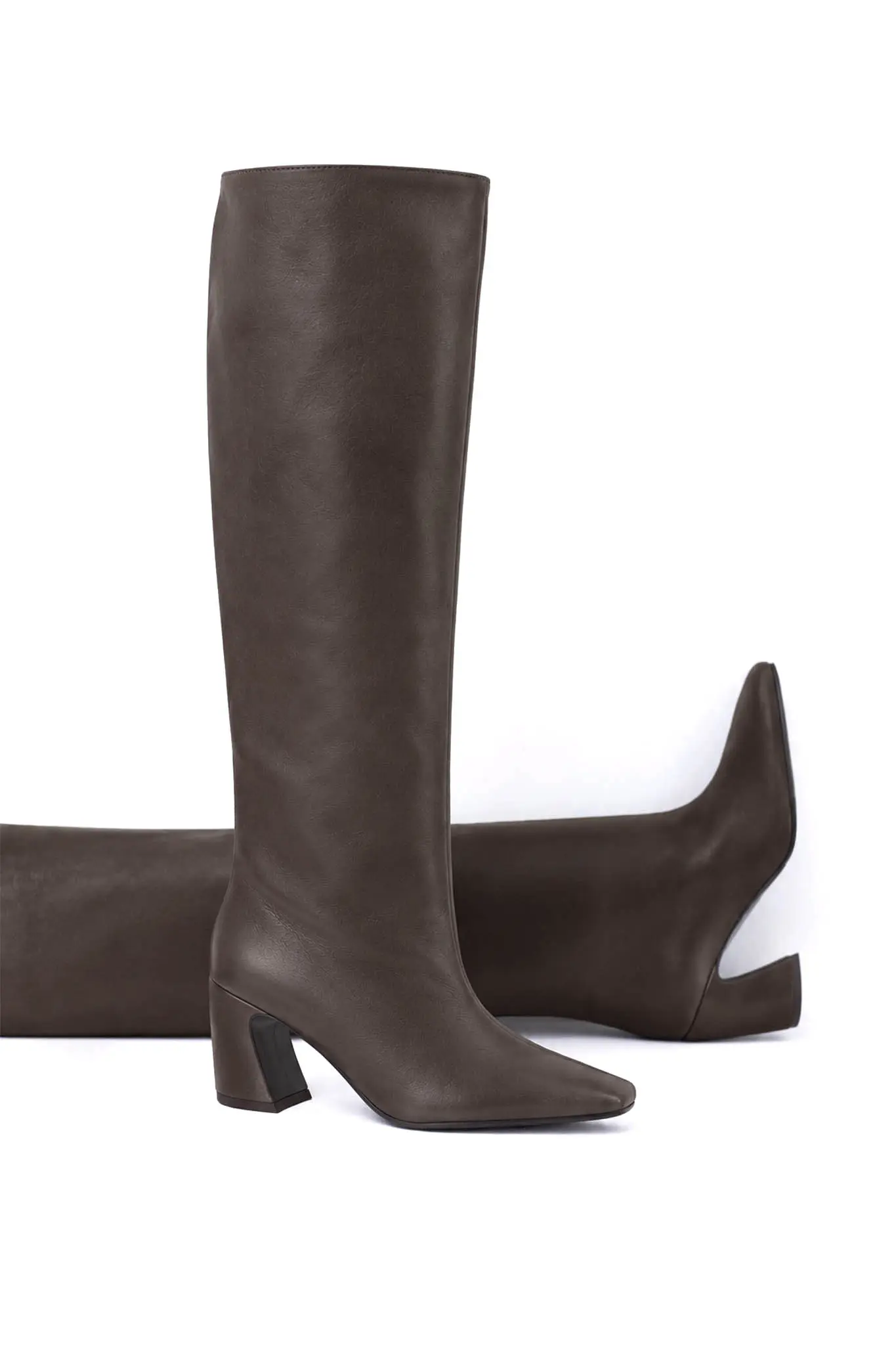 TOMZI BROWN FULL-GRAIN LEATHER