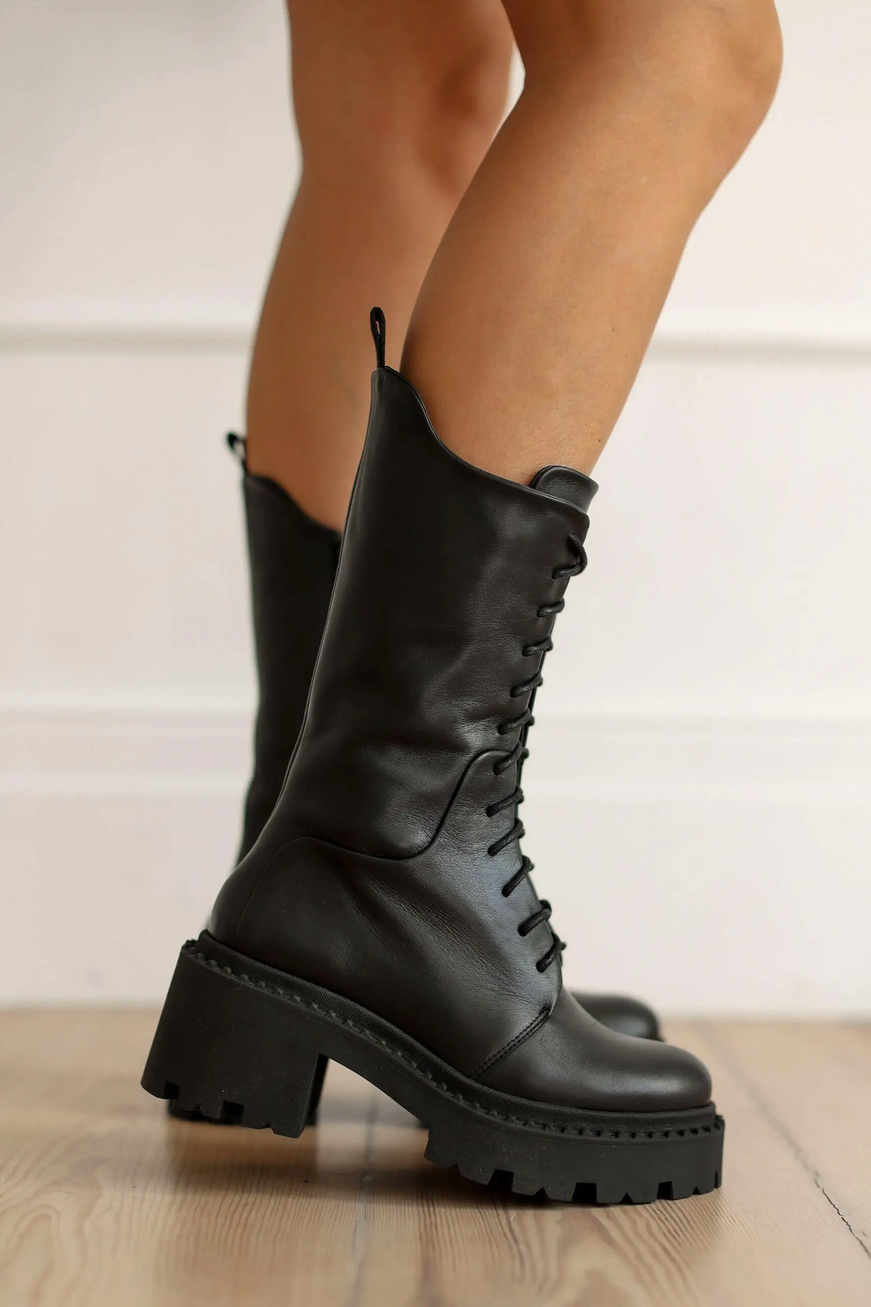 CLEO Black Smooth Leather